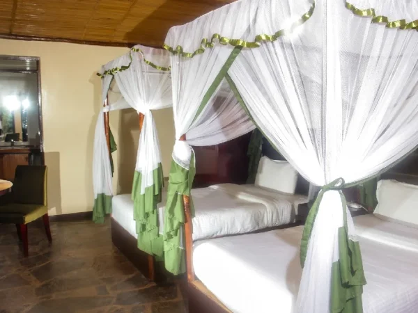 AA Lodge Room (36)