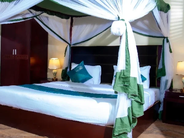 Tripple Room – AA Camp Amboseli