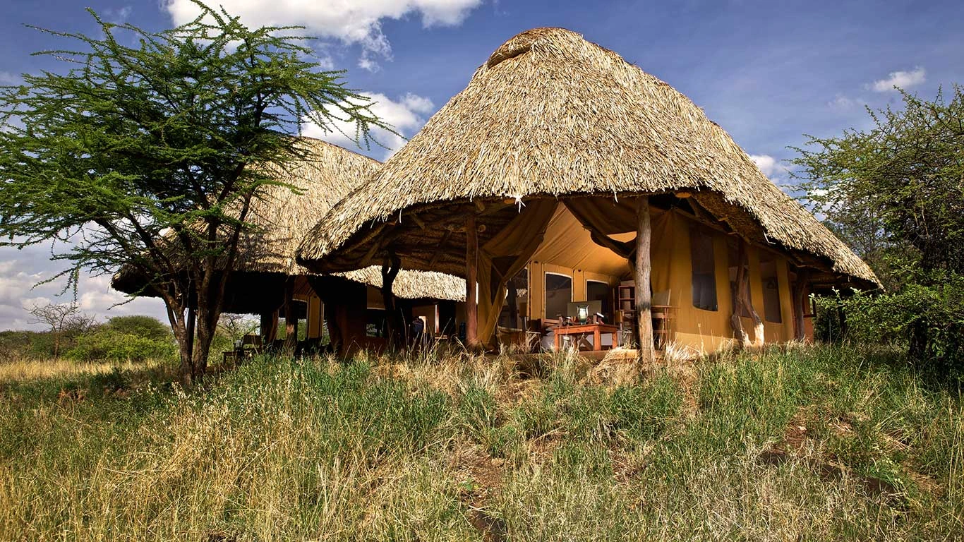 Elewana Lewa Safari Camp