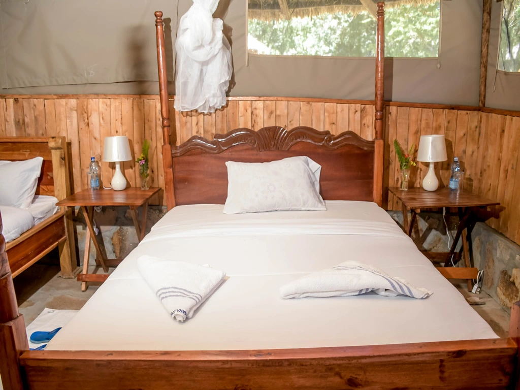 Giraffe Hills Camp