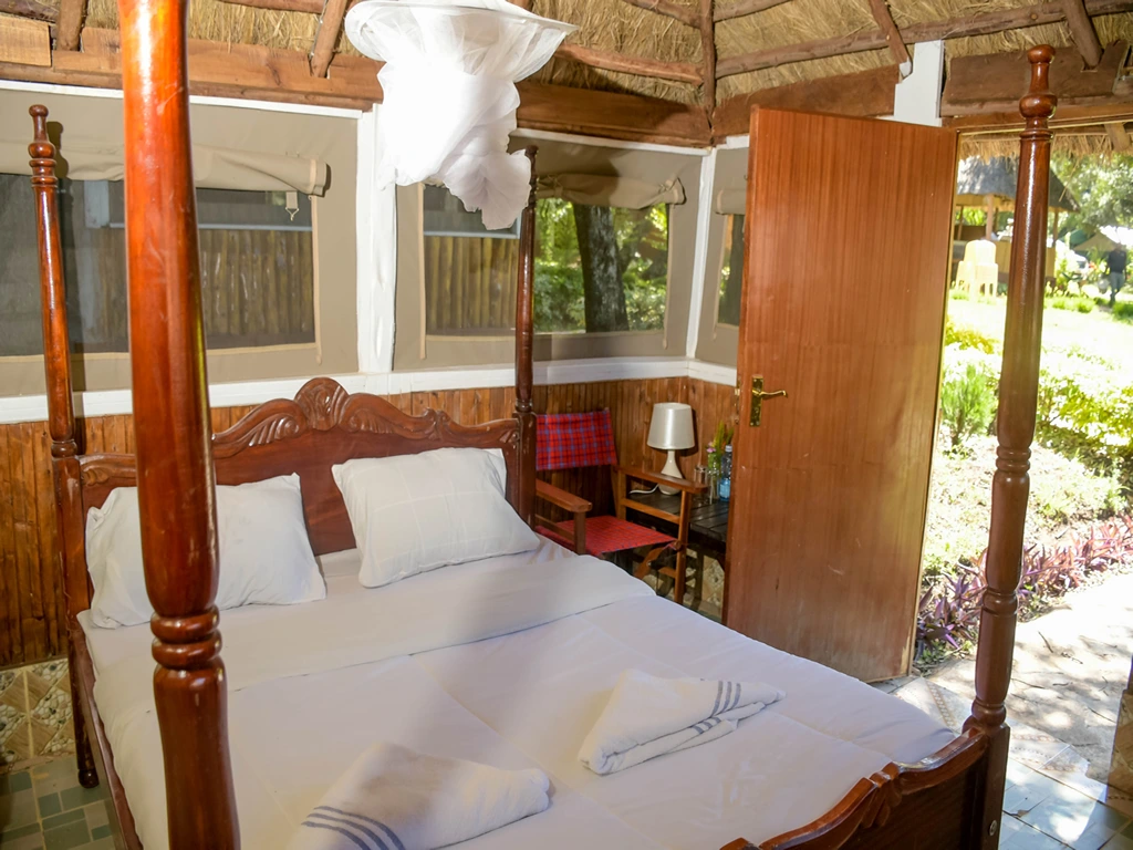 Giraffe Hills Camp