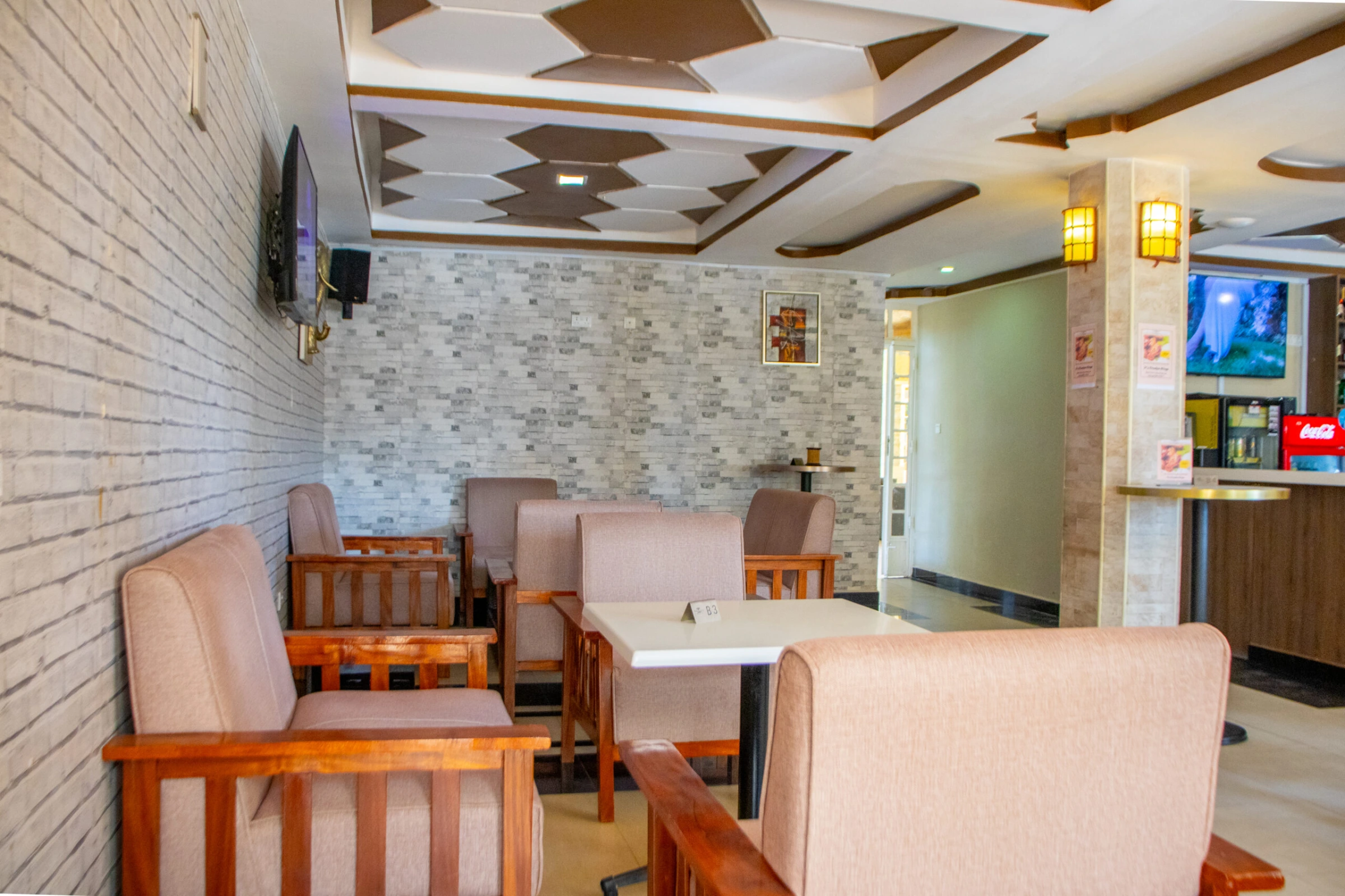Mara Frontier Hotel