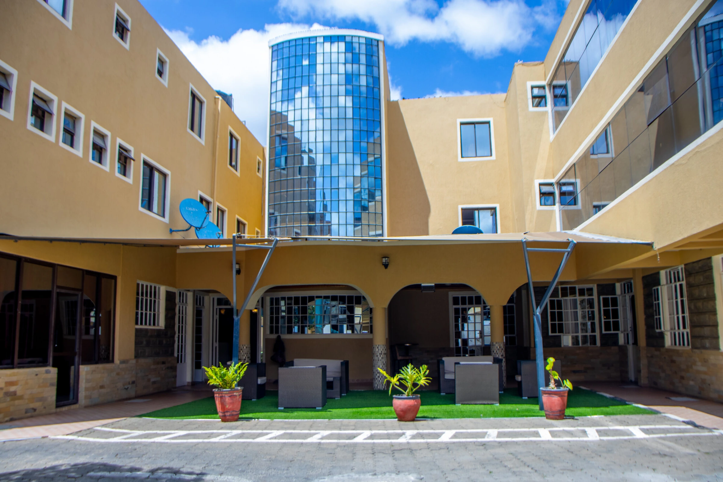 Mara Frontier Hotel