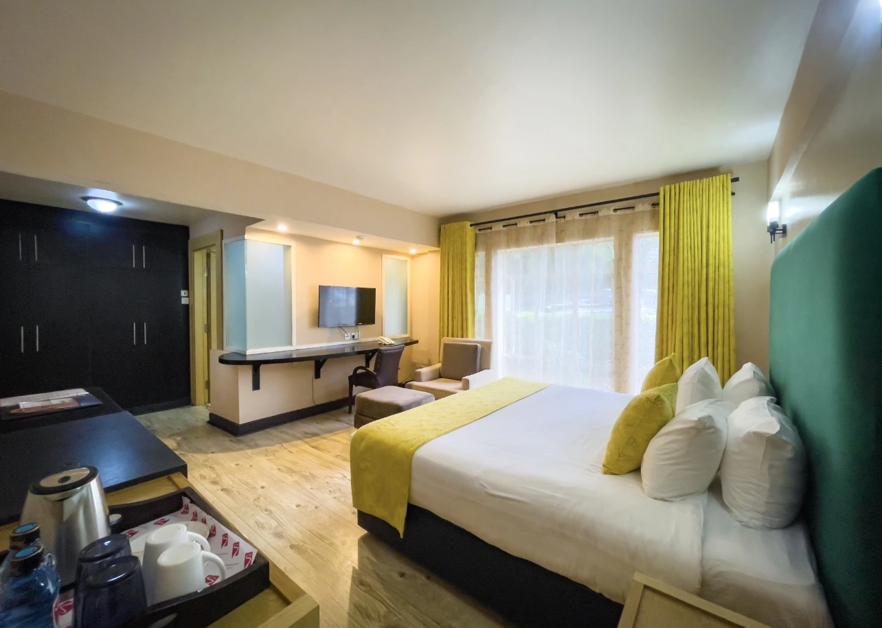 West Wood Hotel 2